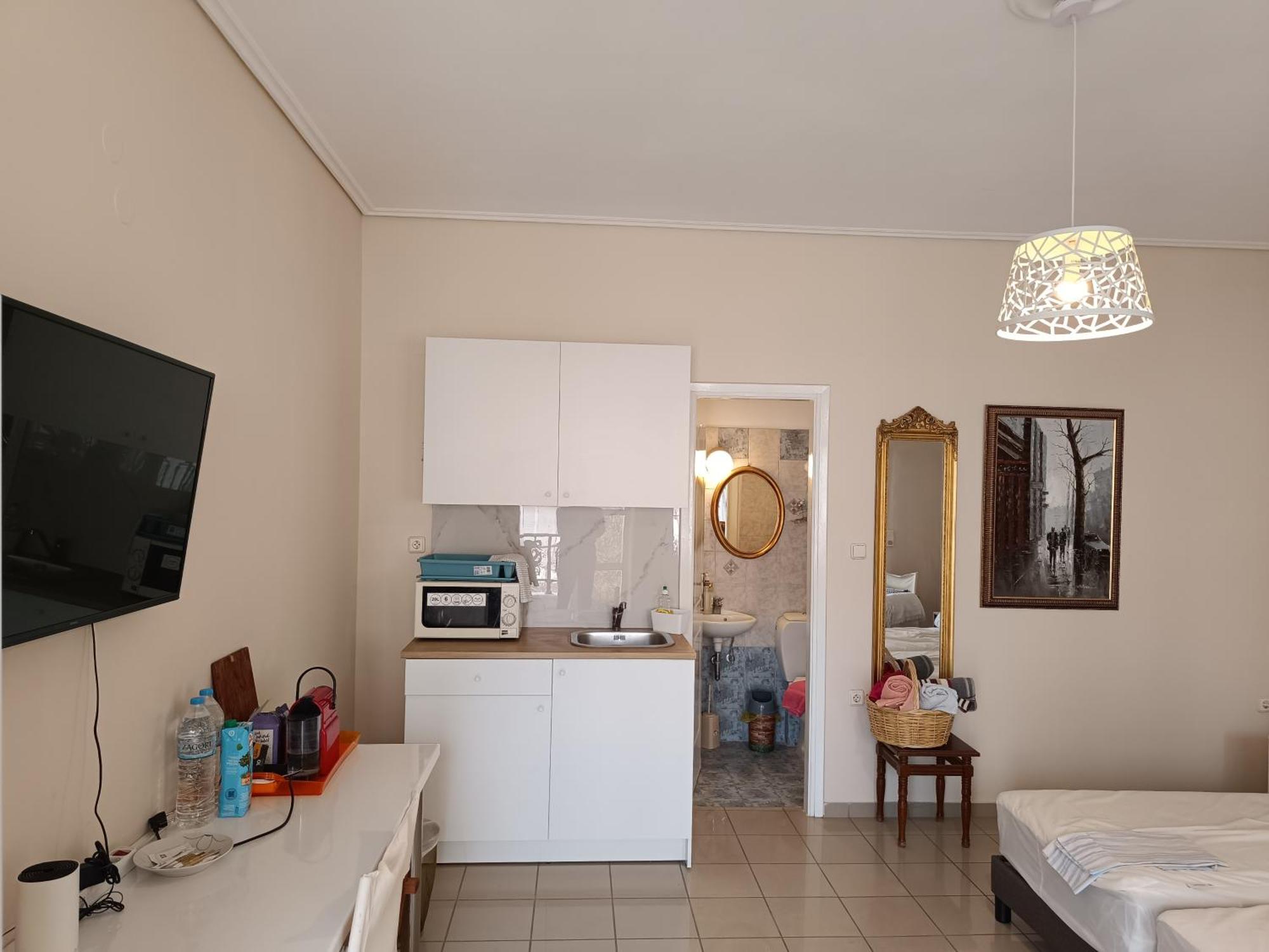 Spacious Apartment Corinth Exterior photo