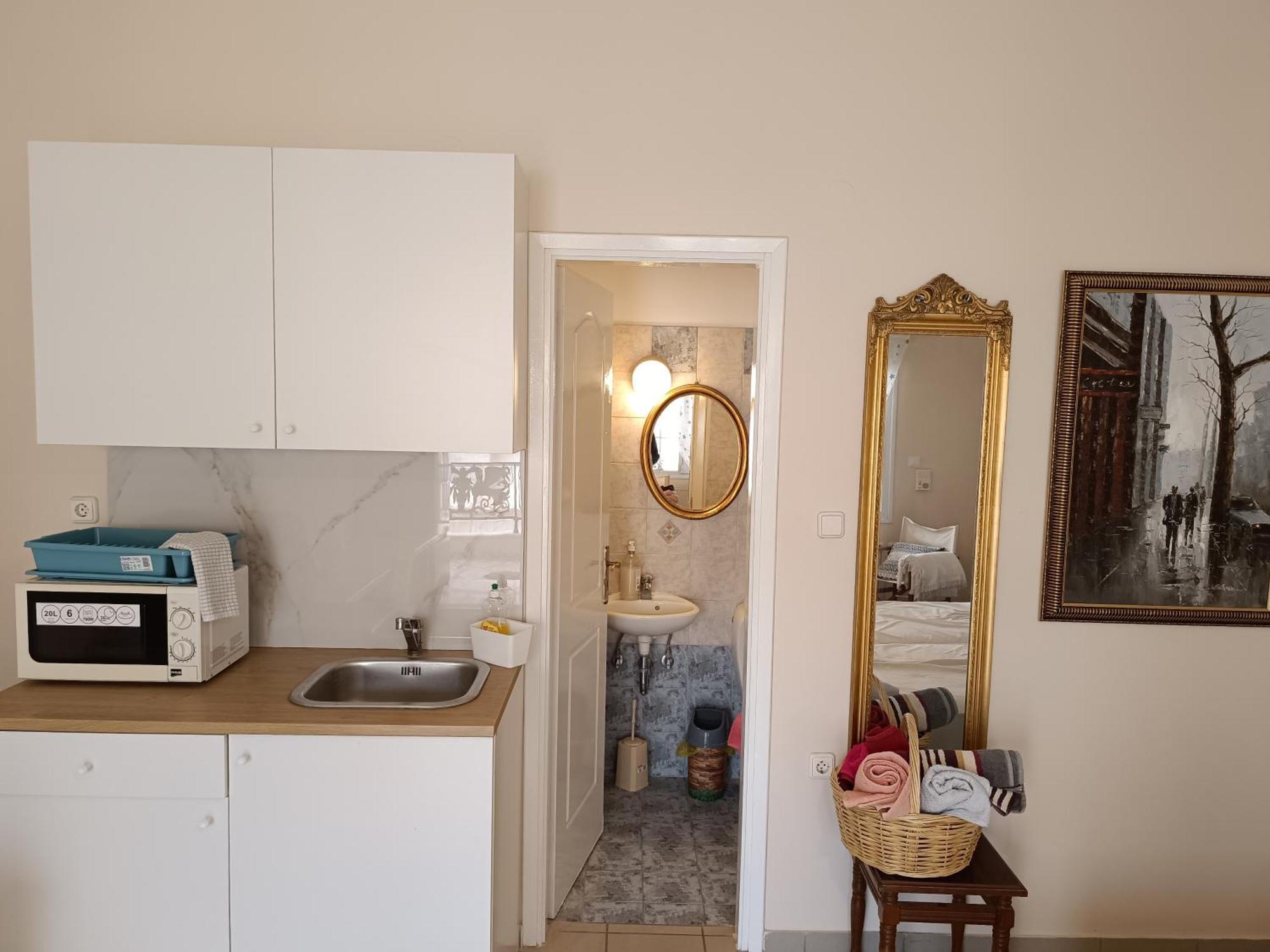 Spacious Apartment Corinth Exterior photo